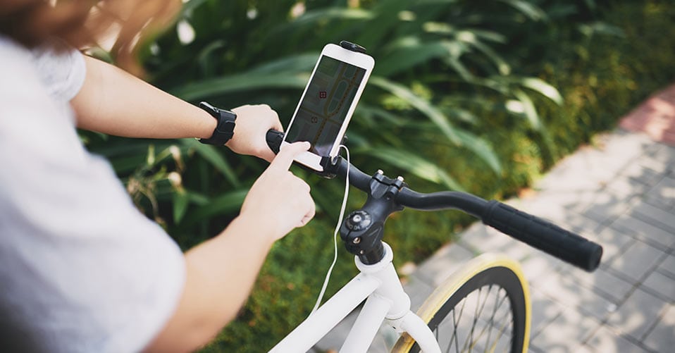 Handyhalterung Fahrrad, Lamicall Handyhalter Motorrad - Universal 360°  Fahrrad Halter für iPhone 15 14 Pro Max